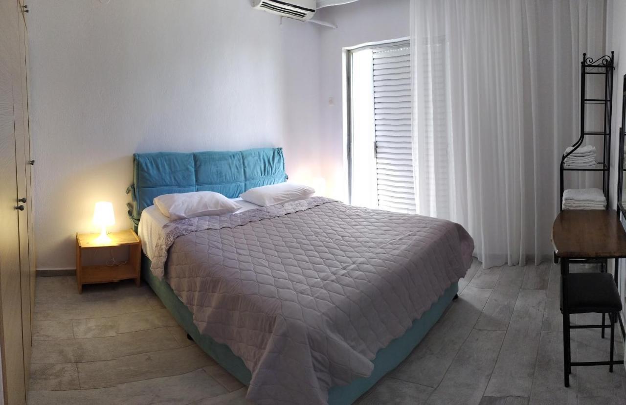 Luca Apartments PalaiónTsiflíkion 외부 사진