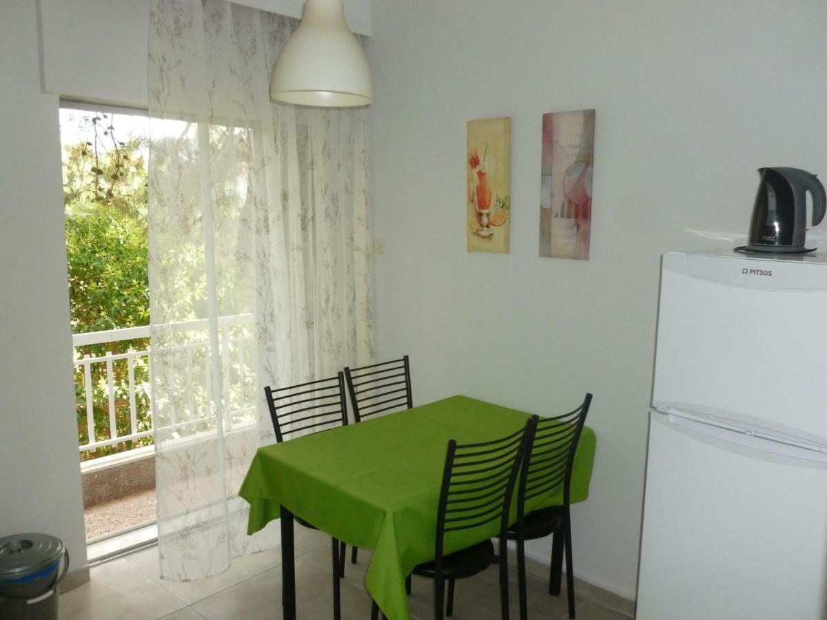 Luca Apartments PalaiónTsiflíkion 외부 사진