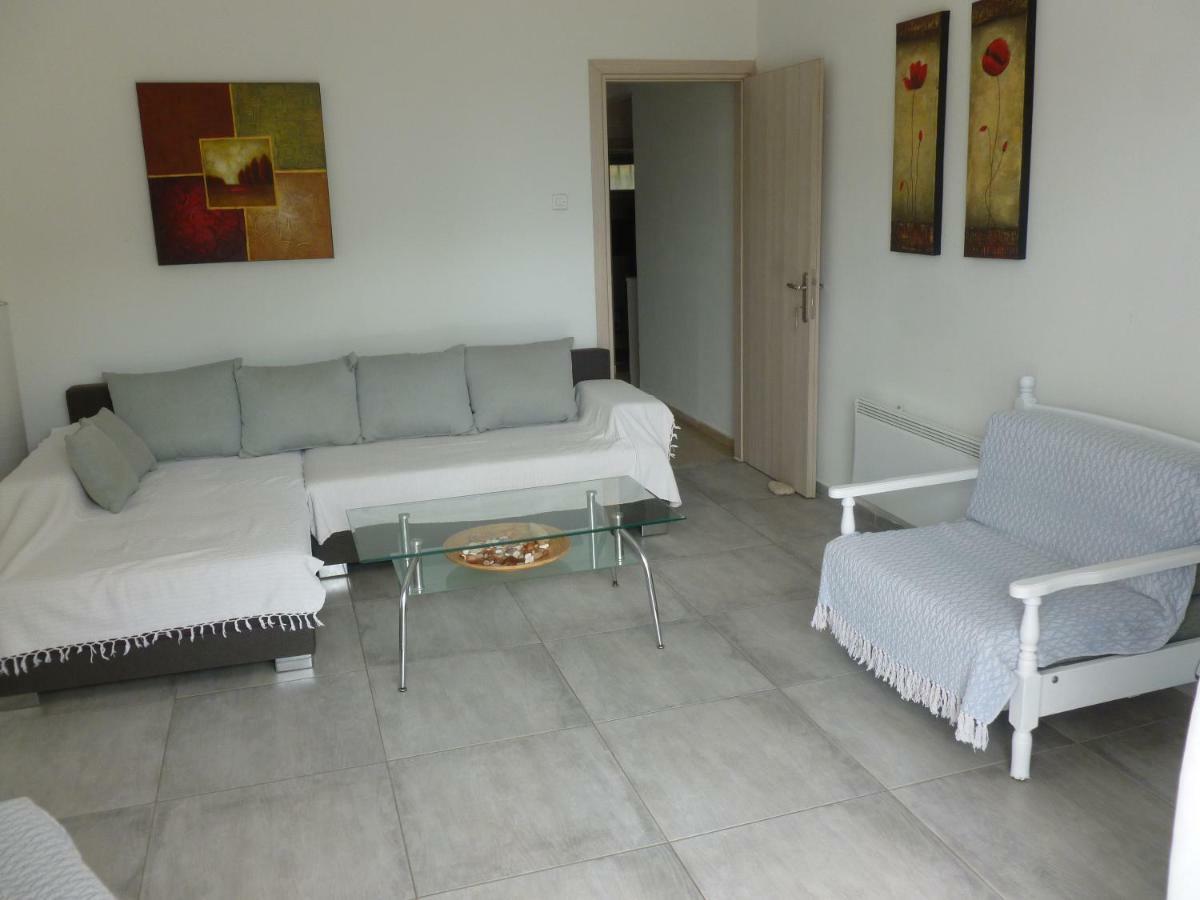 Luca Apartments PalaiónTsiflíkion 외부 사진
